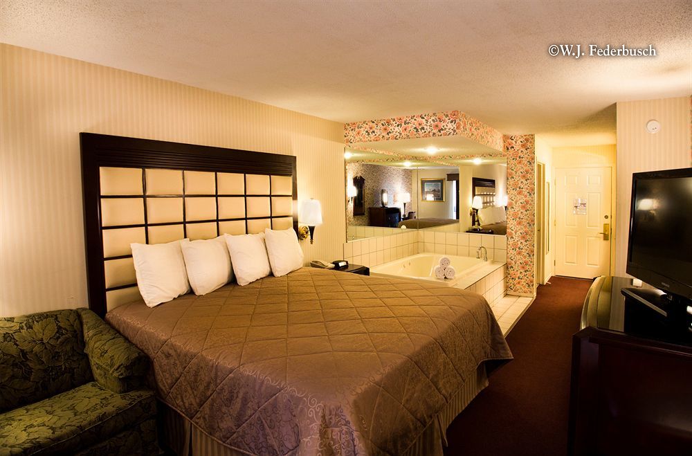 The Wisconsin Hotel & Conference Center Lake Delton Exteriör bild